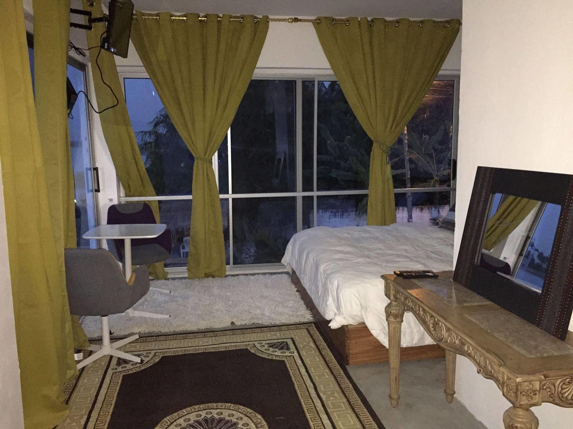 Volta Hotel Akosombo Экстерьер фото